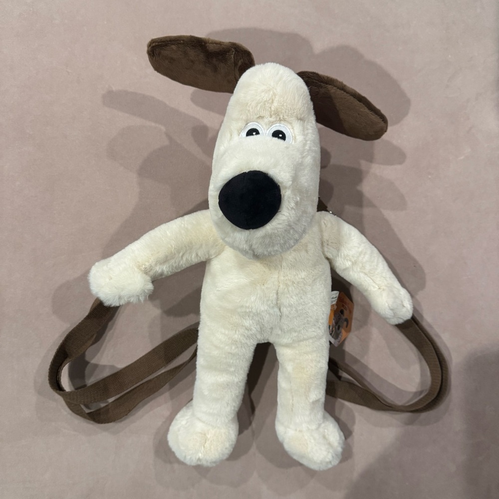 Charming Plush Dog (Gromit) Backpack - Cream and Brown